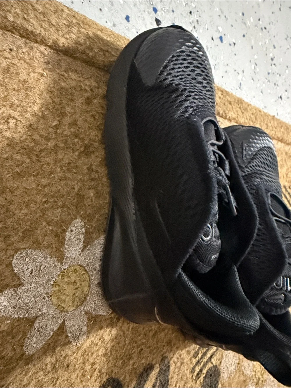 Nike Kids' Black Air 270 Slip-On Sneakers